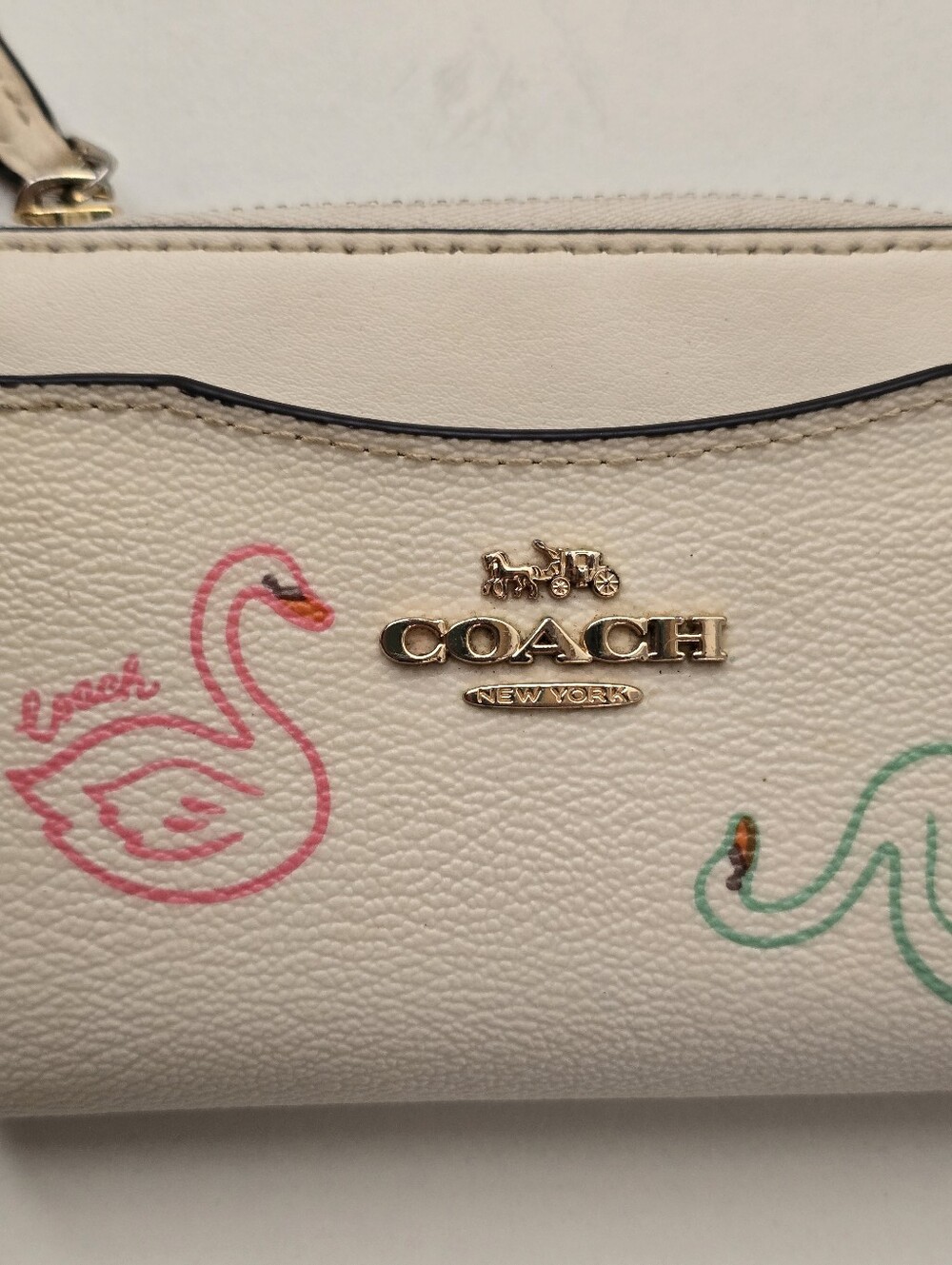 Coach L Zip Card Case Swan Print C8377 Chalk White Key Ring Wallet - Picture 5 of 15